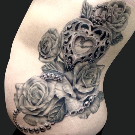 Tattoos - Pocketwatch and roses - 100442
